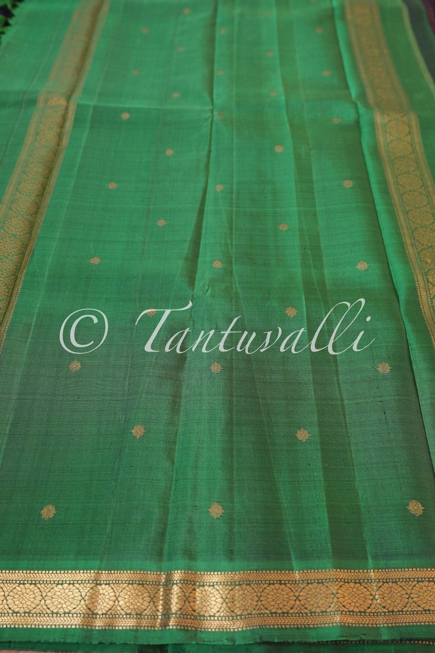 Black Karpaga Green Korvai