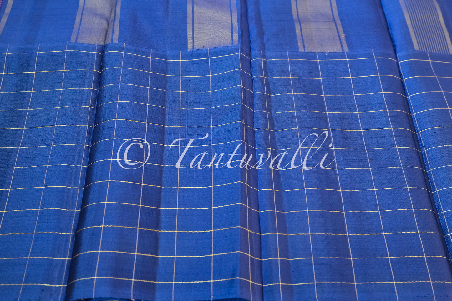 Yellow Red Navy Blue Muppagam