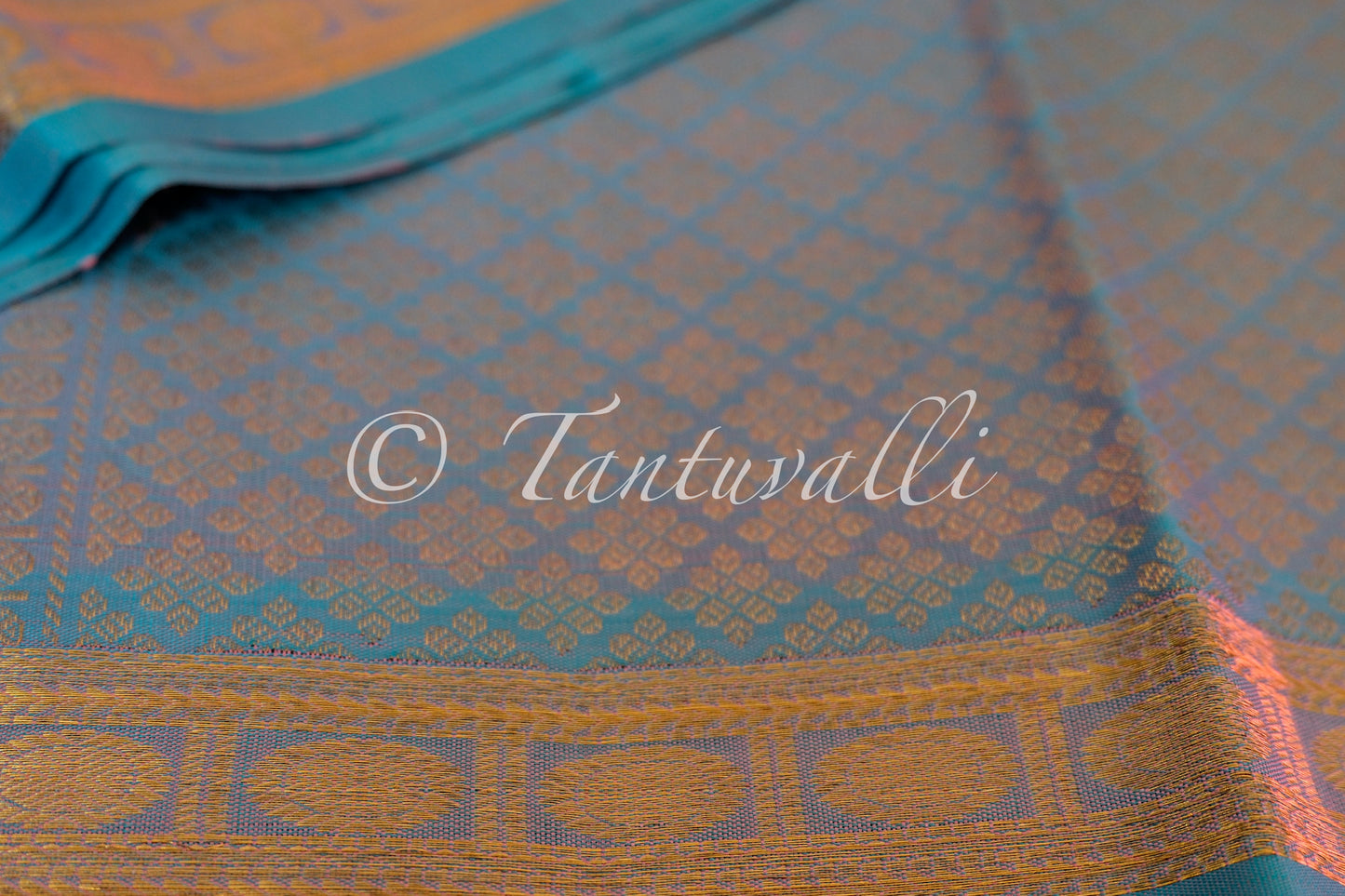 Lotus Pink Light Blue Korvai