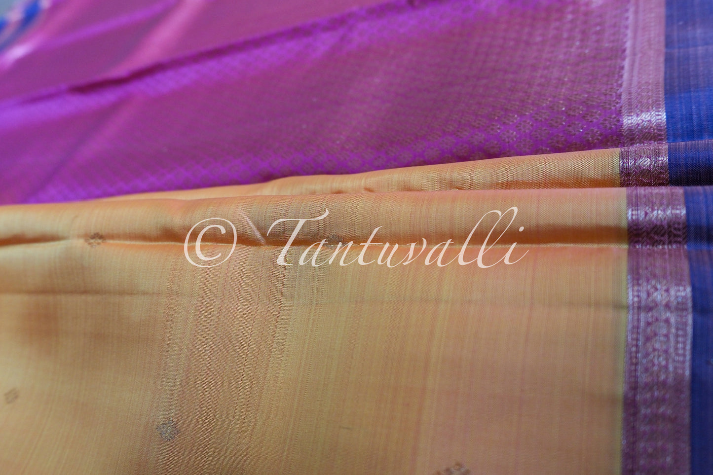 Mango Orange Dual Tone Korvai