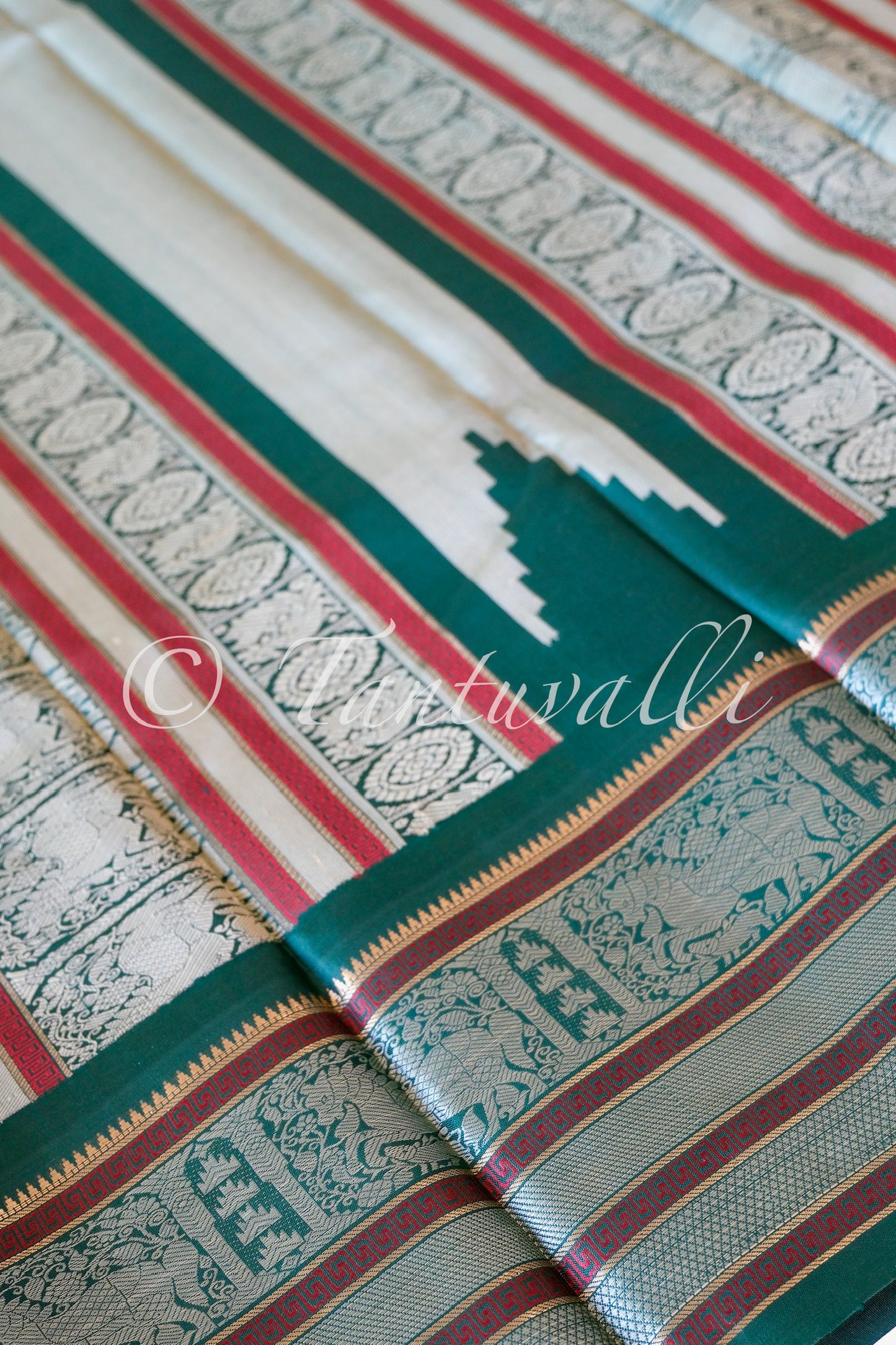 Butter Yellow Bottle Green Korvai Kalakshethra