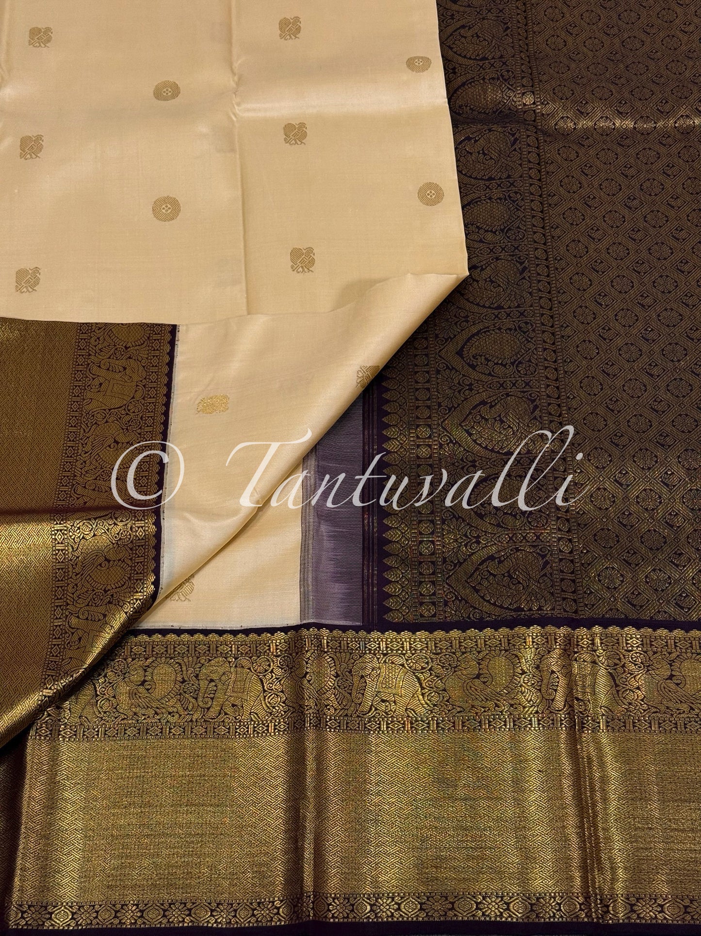 Off White with Paakku Brown Korvai