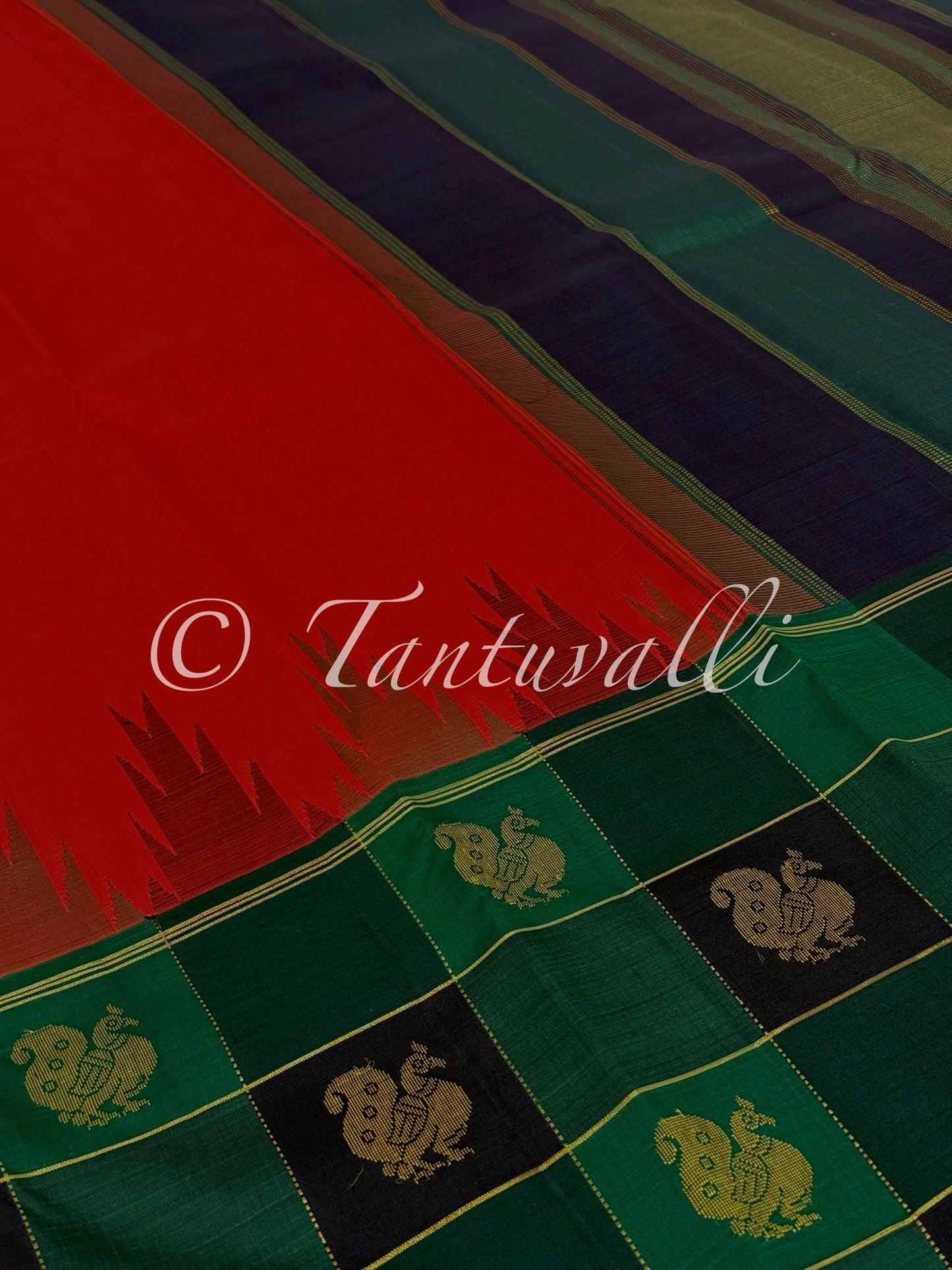 Chili Red with Dark Green and Black Big Checks