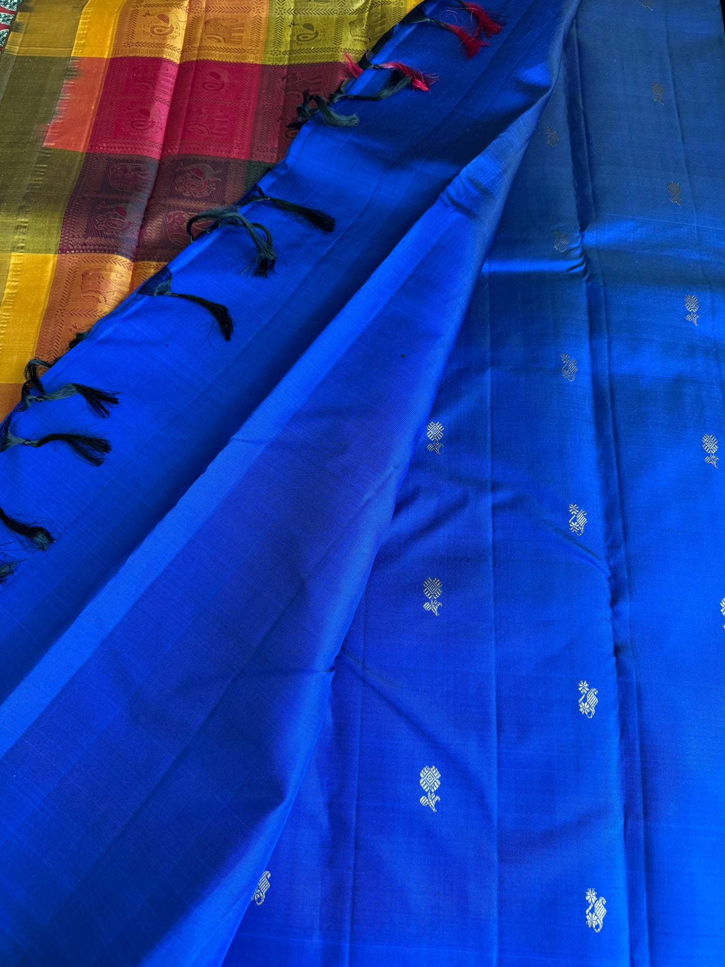 MS blue with Multi color Bomkai checks - Borderless