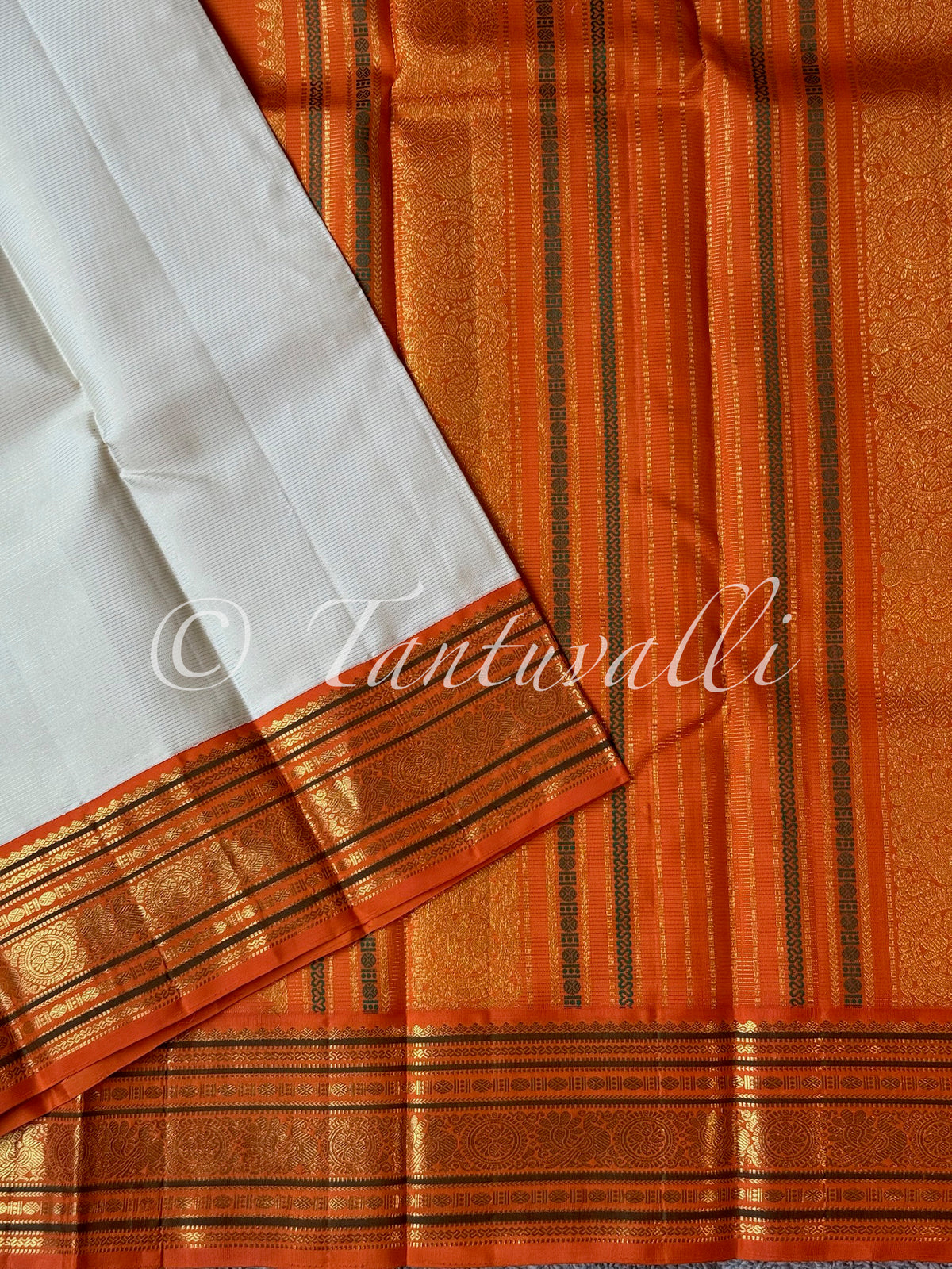 Ivory Vaira Oosi with Orange Varisaipet Korvai