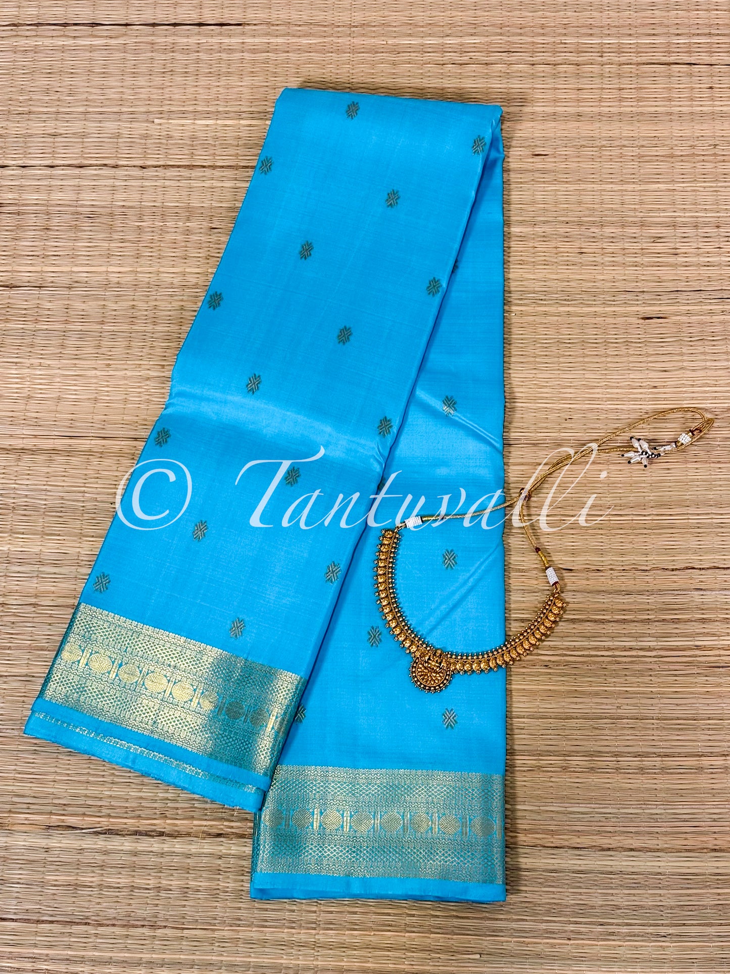 Anandha Blue Self Border