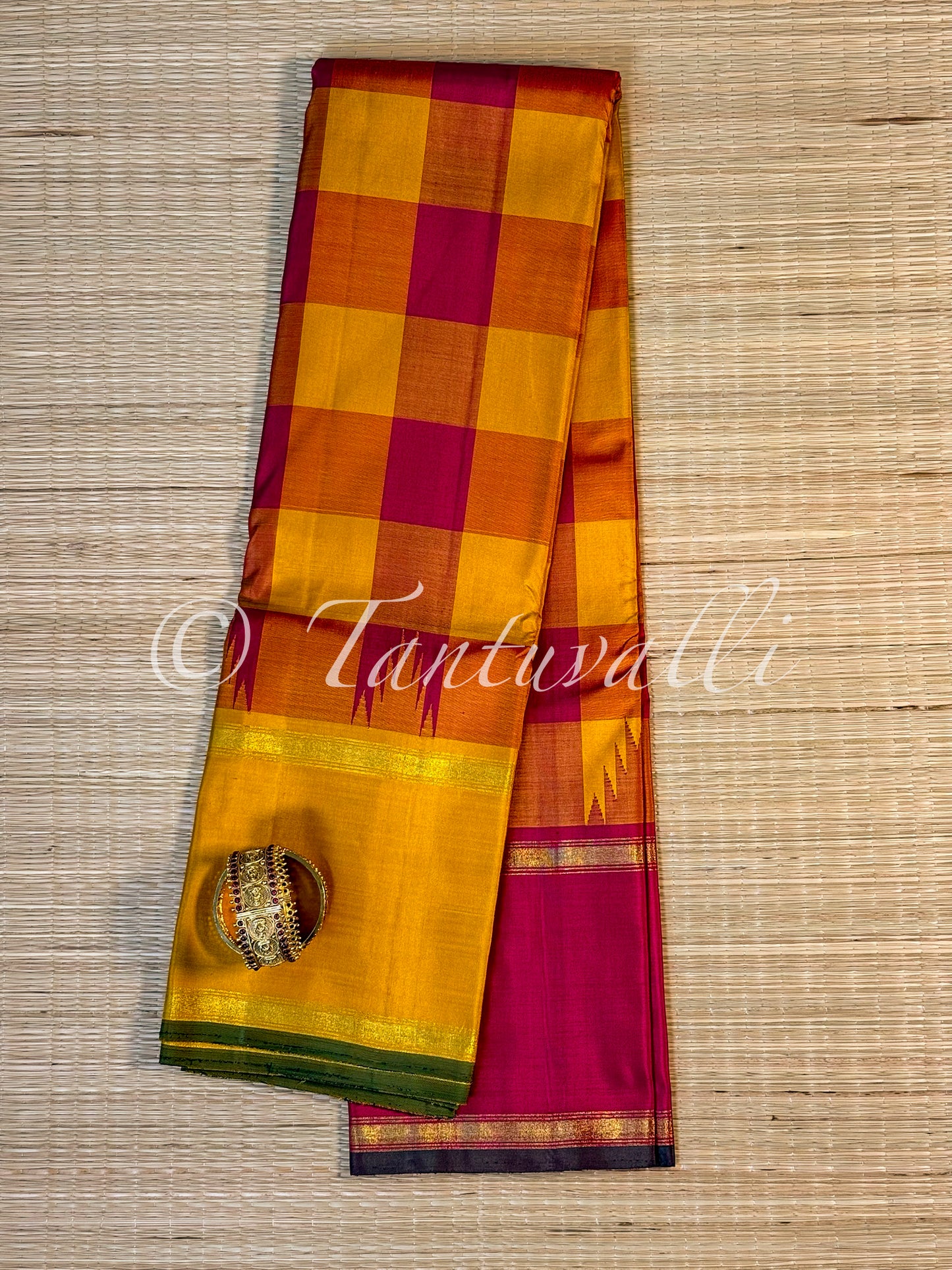 Red Yellow Paalum Pazhamum Ganga Jamuna