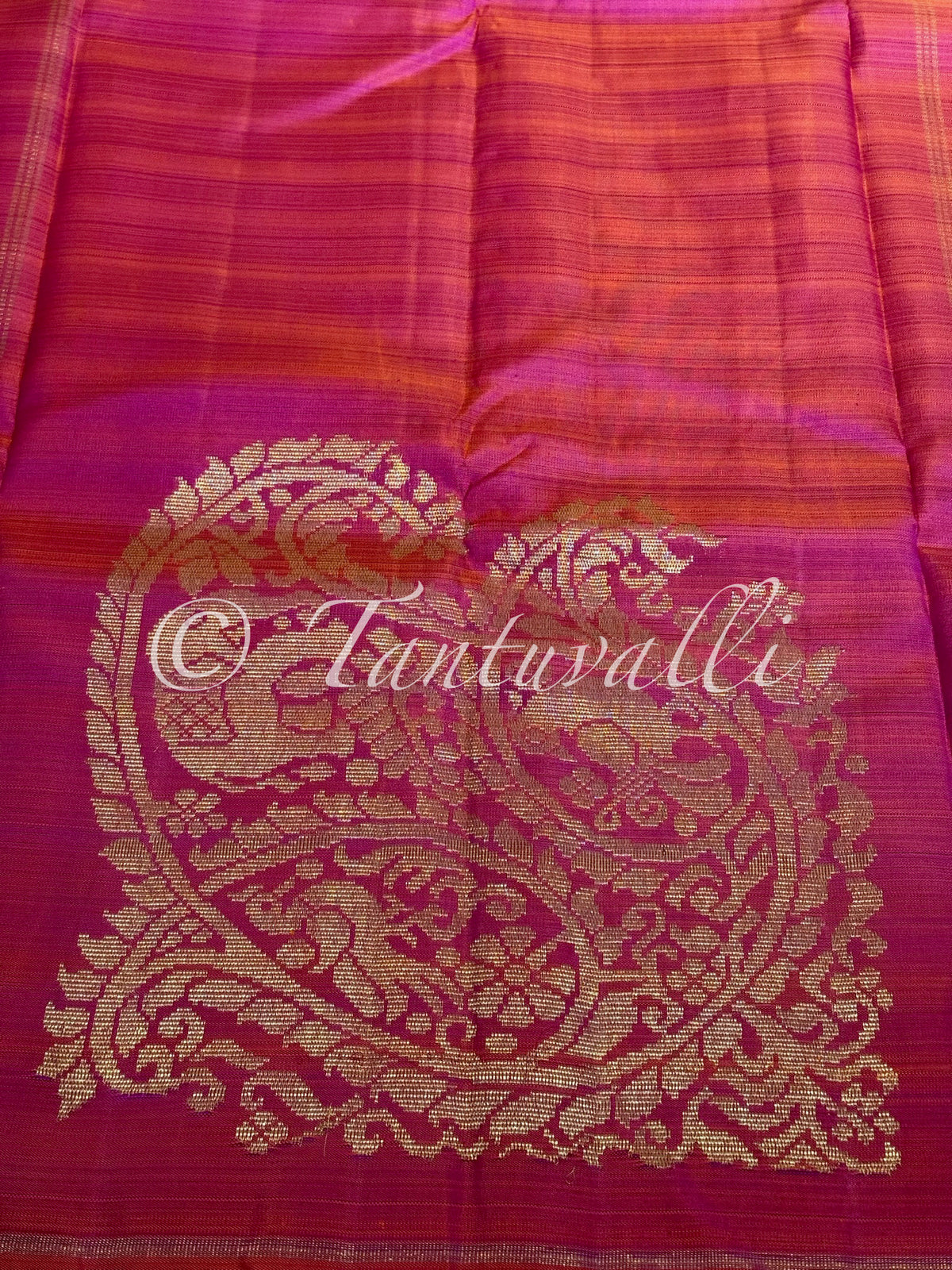 Red Malli Moggu Pure Zari Borderless with Pink Corner Butta Pallu
