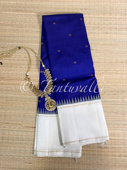 Deep Blue Pattani Butta with Ivory Bodi Korvai