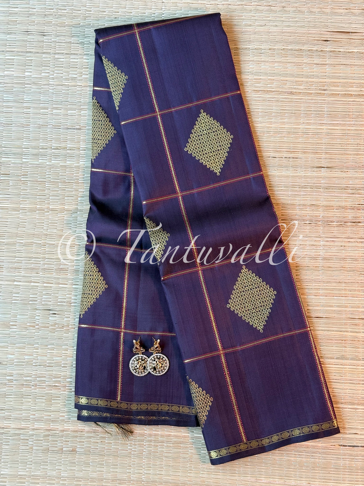 Jamun Borderless with Checks and Kolam