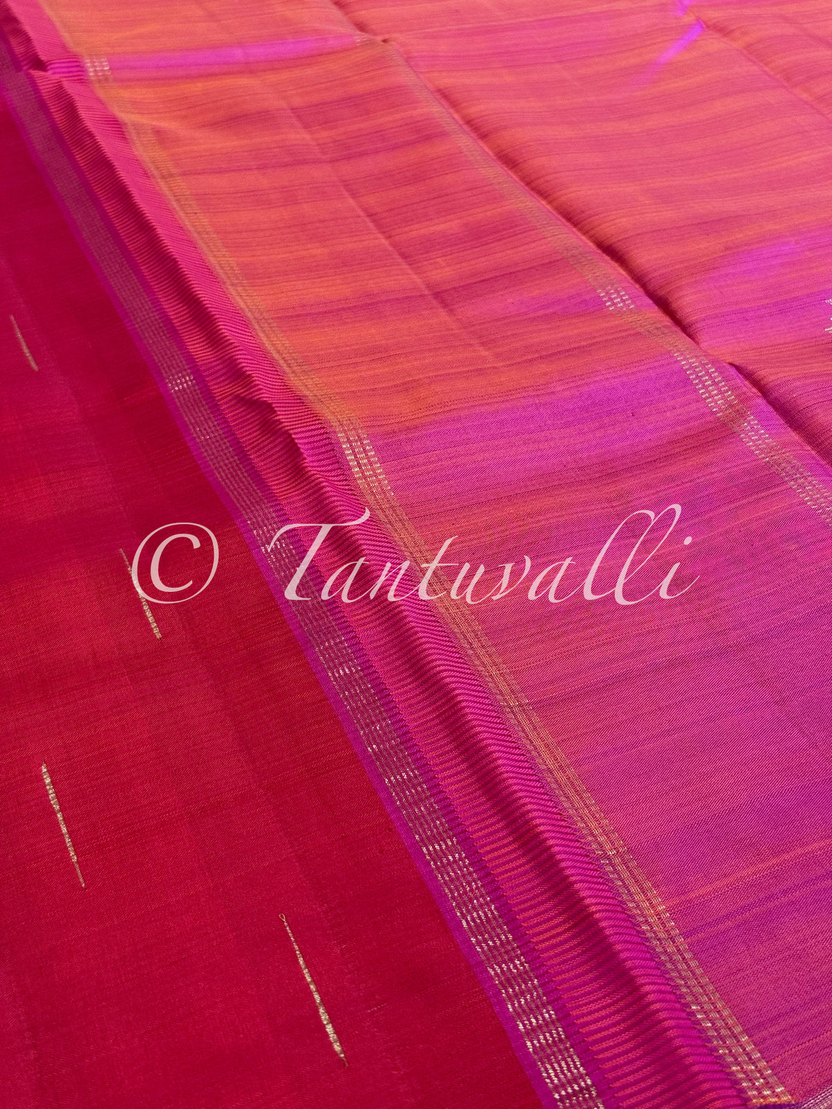 Red Malli Moggu Pure Zari Borderless with Pink Corner Butta Pallu