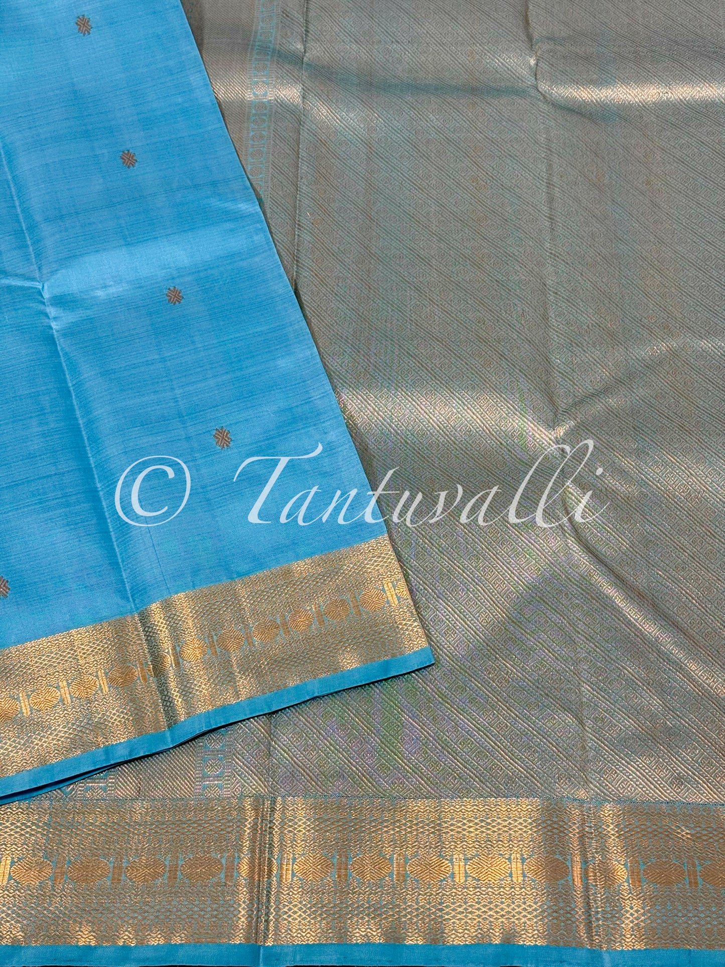 Anandha Blue Self Border