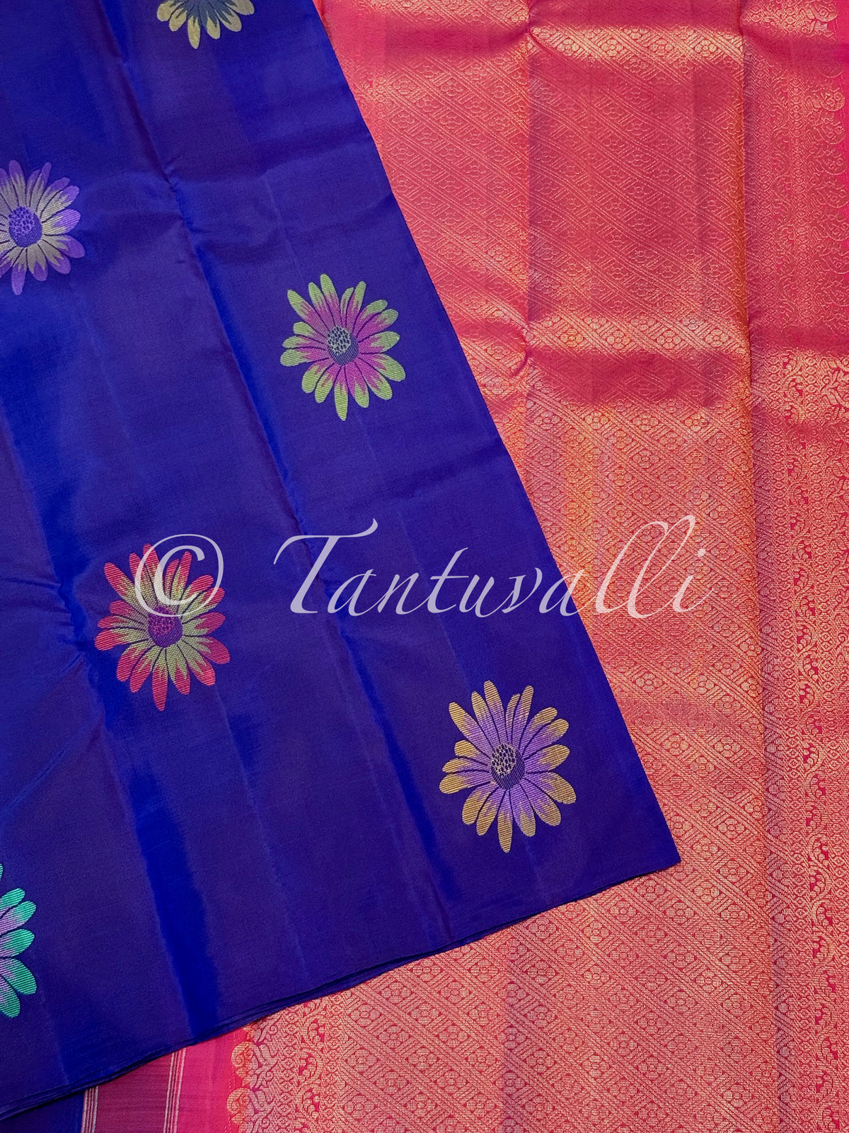 Dark Blue Borderless with Abstract Meenakari Floral Motifs and Pink Pallu