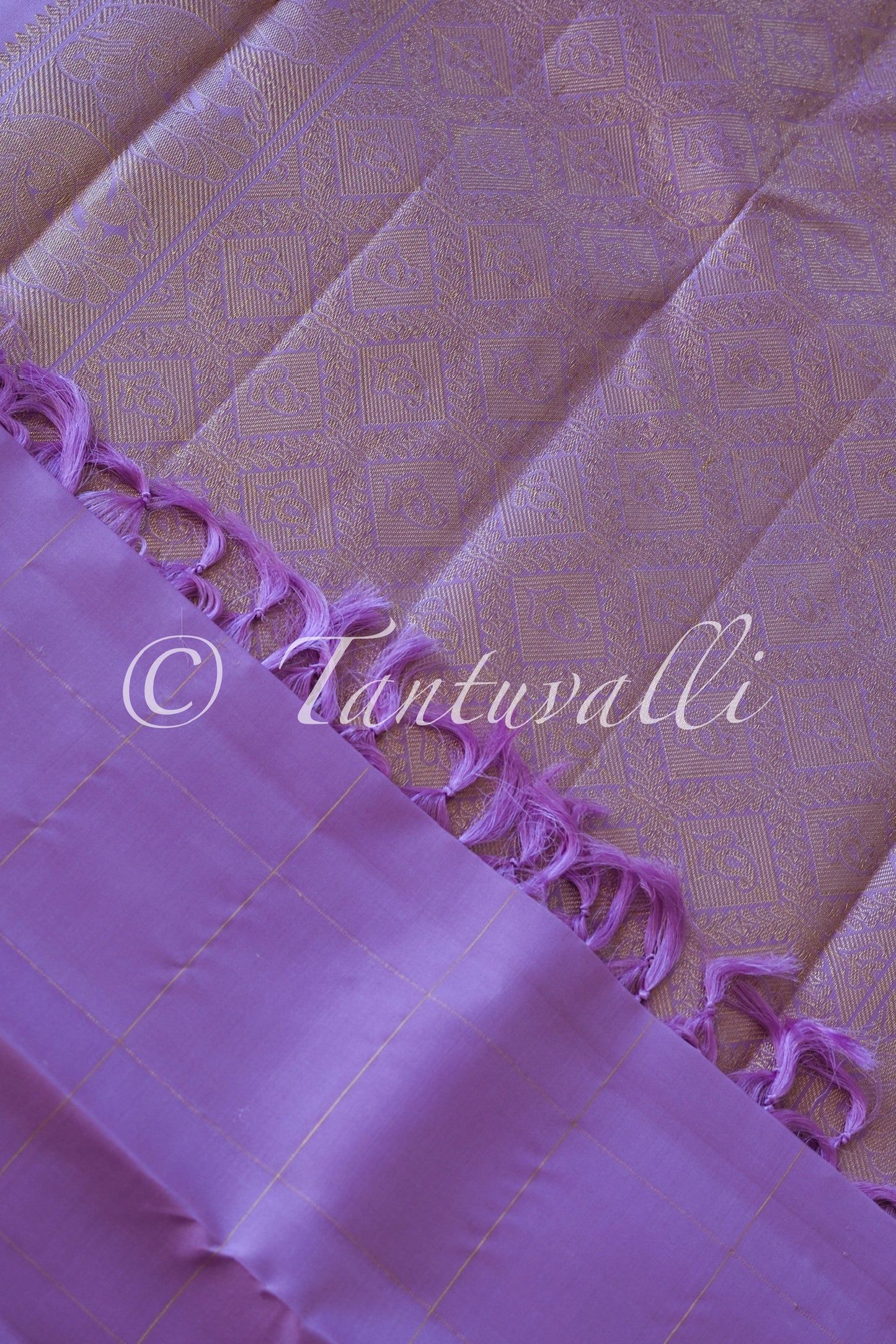 Lavender Self Border