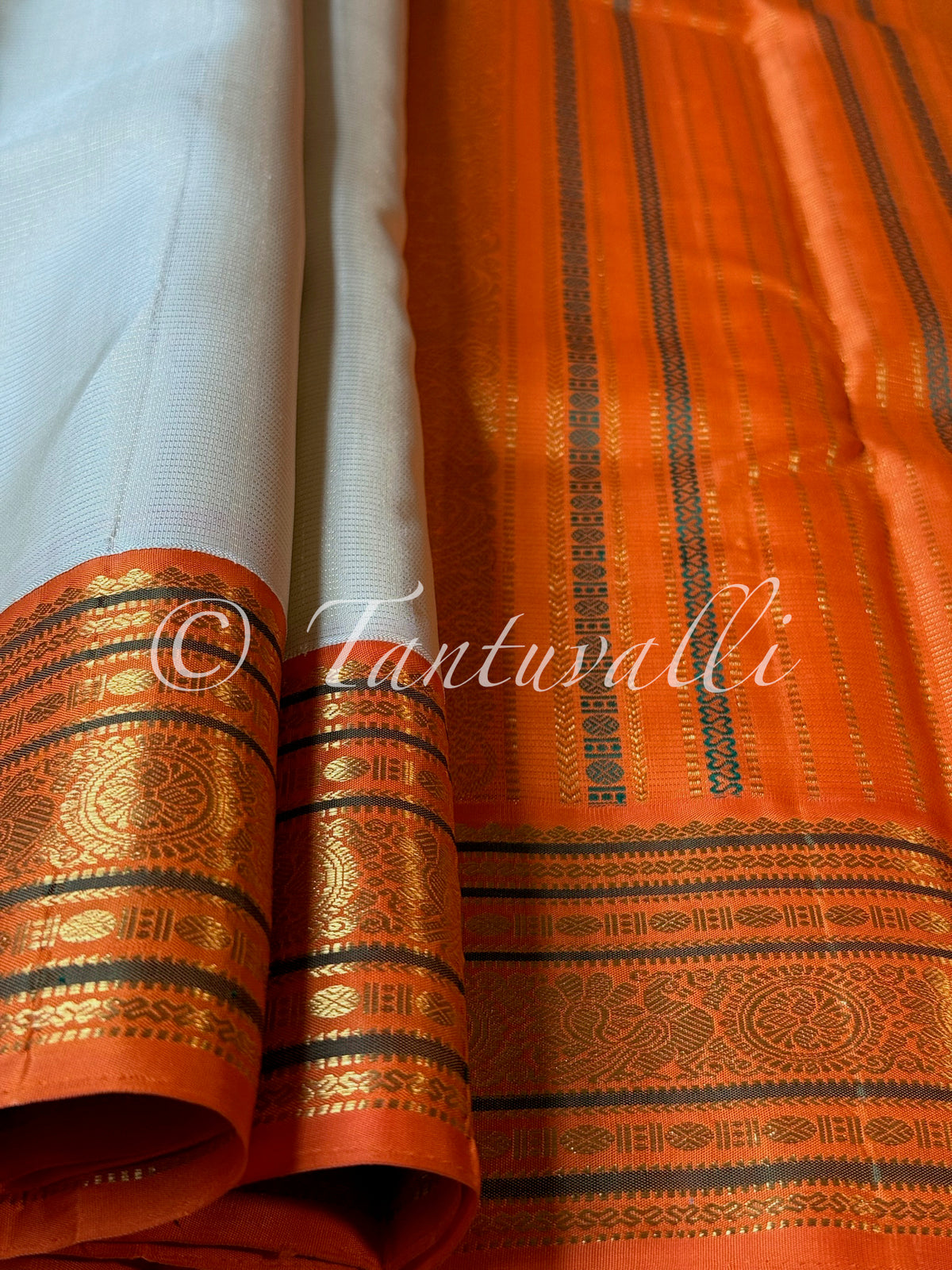 Ivory Vaira Oosi with Orange Varisaipet Korvai
