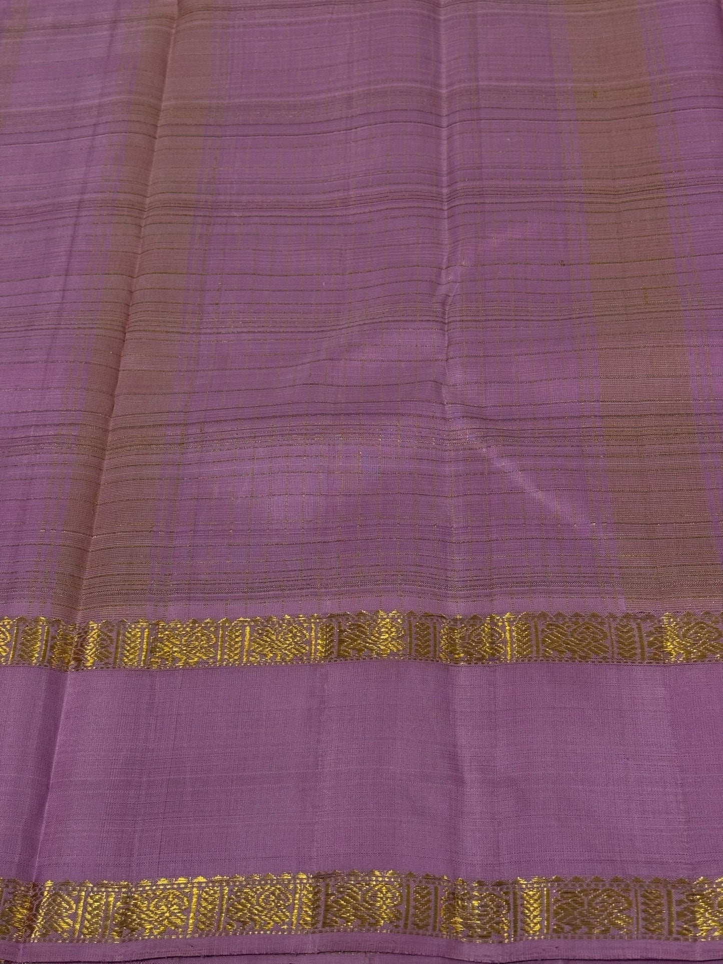 Lavender Rettaipet Border