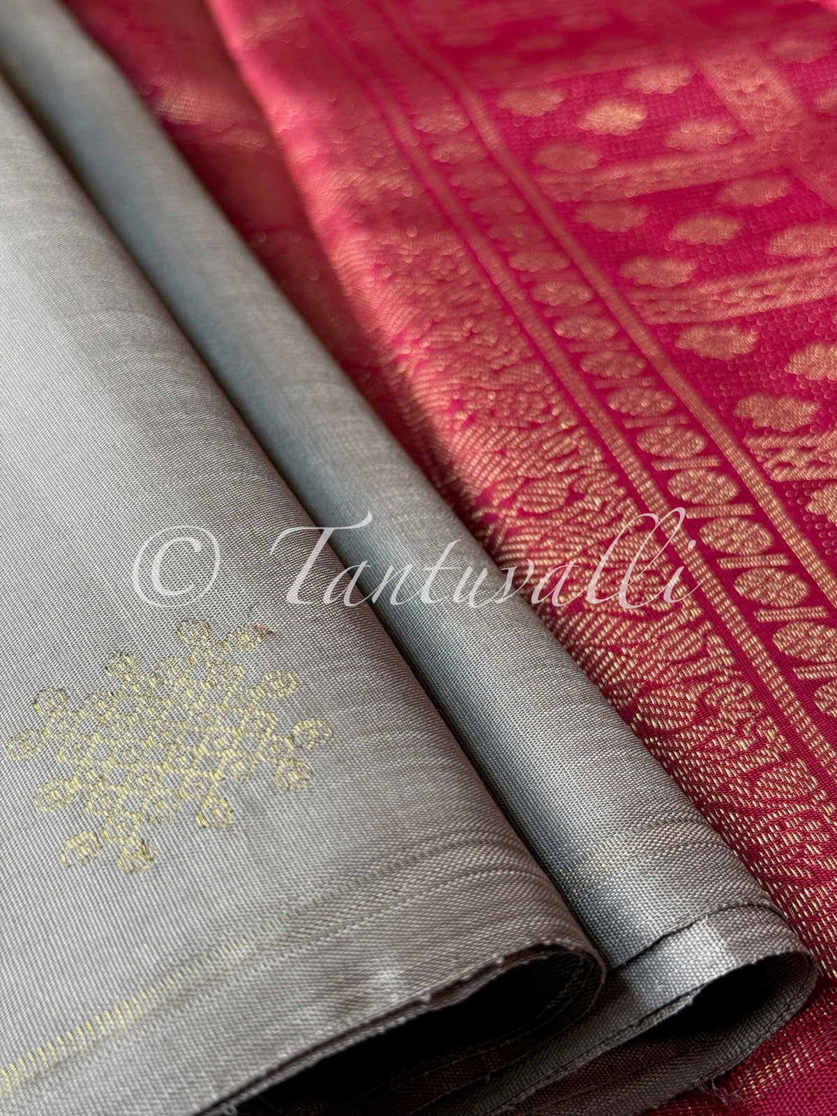 Grey and Red Borderless Pure Zari
