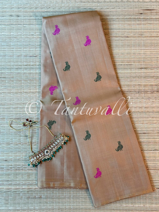 Biscuit Meenakari Borderless