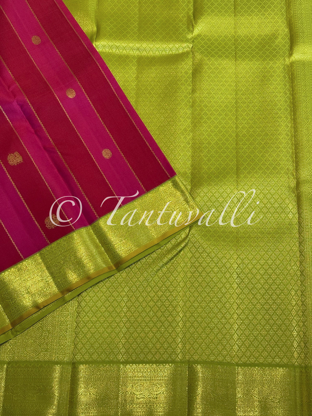 Alternate Vertical Veldhari Red Pink Bands and Grape Green Small Border Korvai