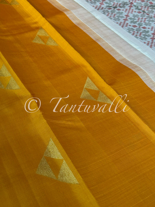 Mustard Borderless with Ikat Fusion Pallu Pure Zari