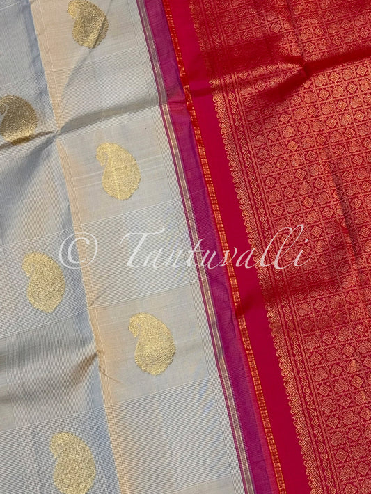 Biscuit Kasa Kasa Kaatam with Reddish Pink Borderless