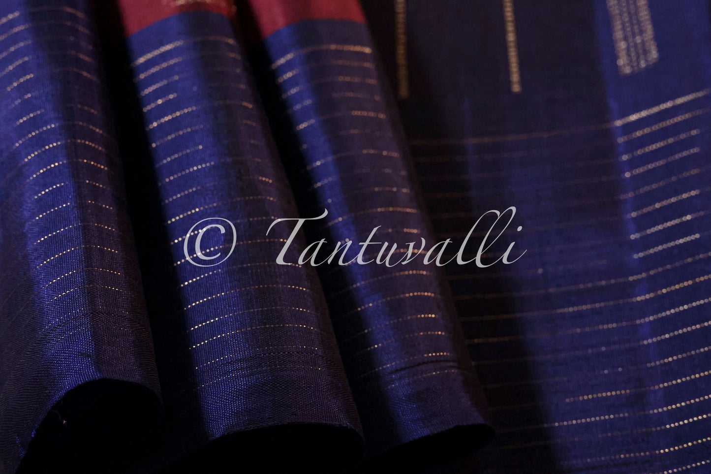 Maroon with Dark Blue Bodi Korvai