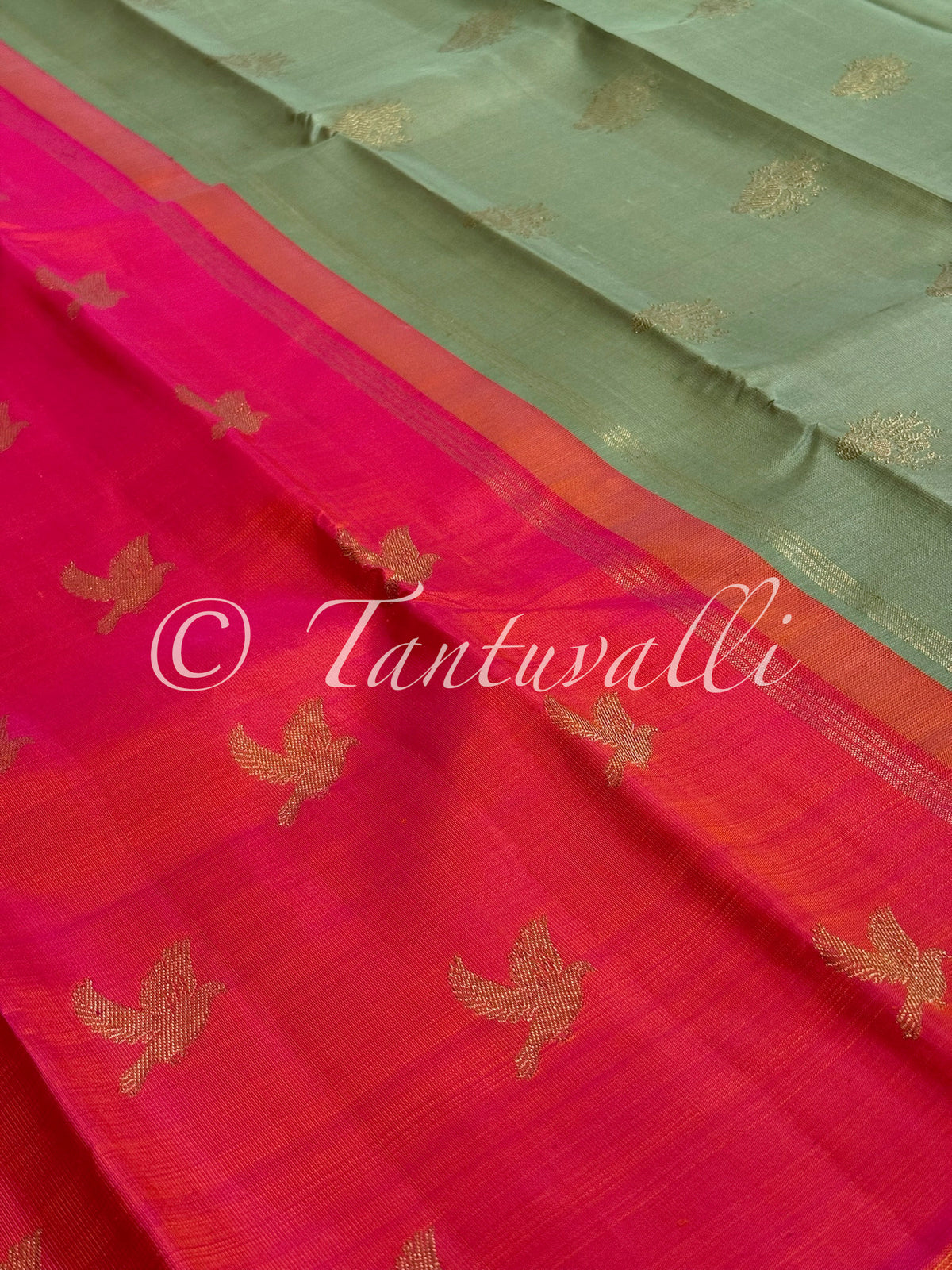 Dual Tone Pink Orange Butta Borderless Pure Zari with Double Pallu in Mint Green and Vaadaamalli