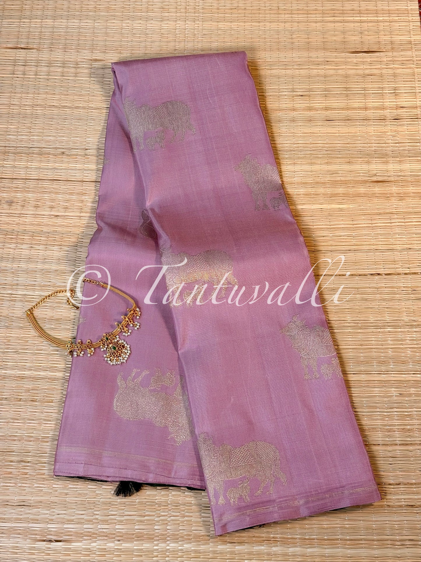 Mauve Pure Zari Kamadenu Borderless