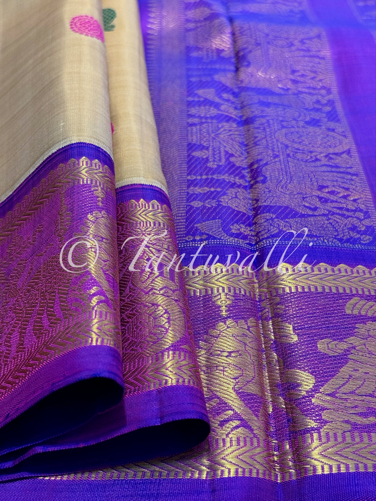 Biscuit and Violet Palanquin Procession Korvai