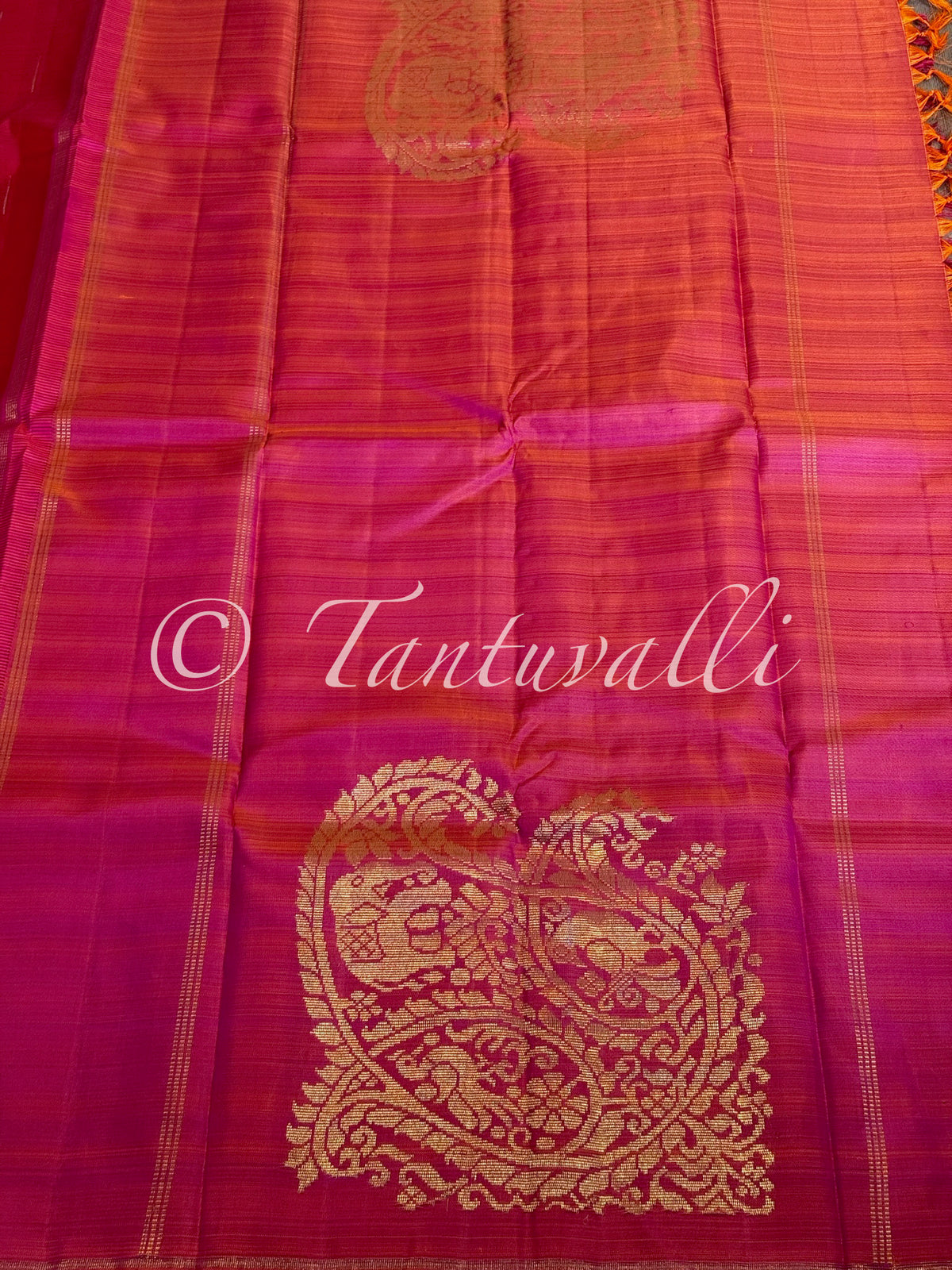 Red Malli Moggu Pure Zari Borderless with Pink Corner Butta Pallu