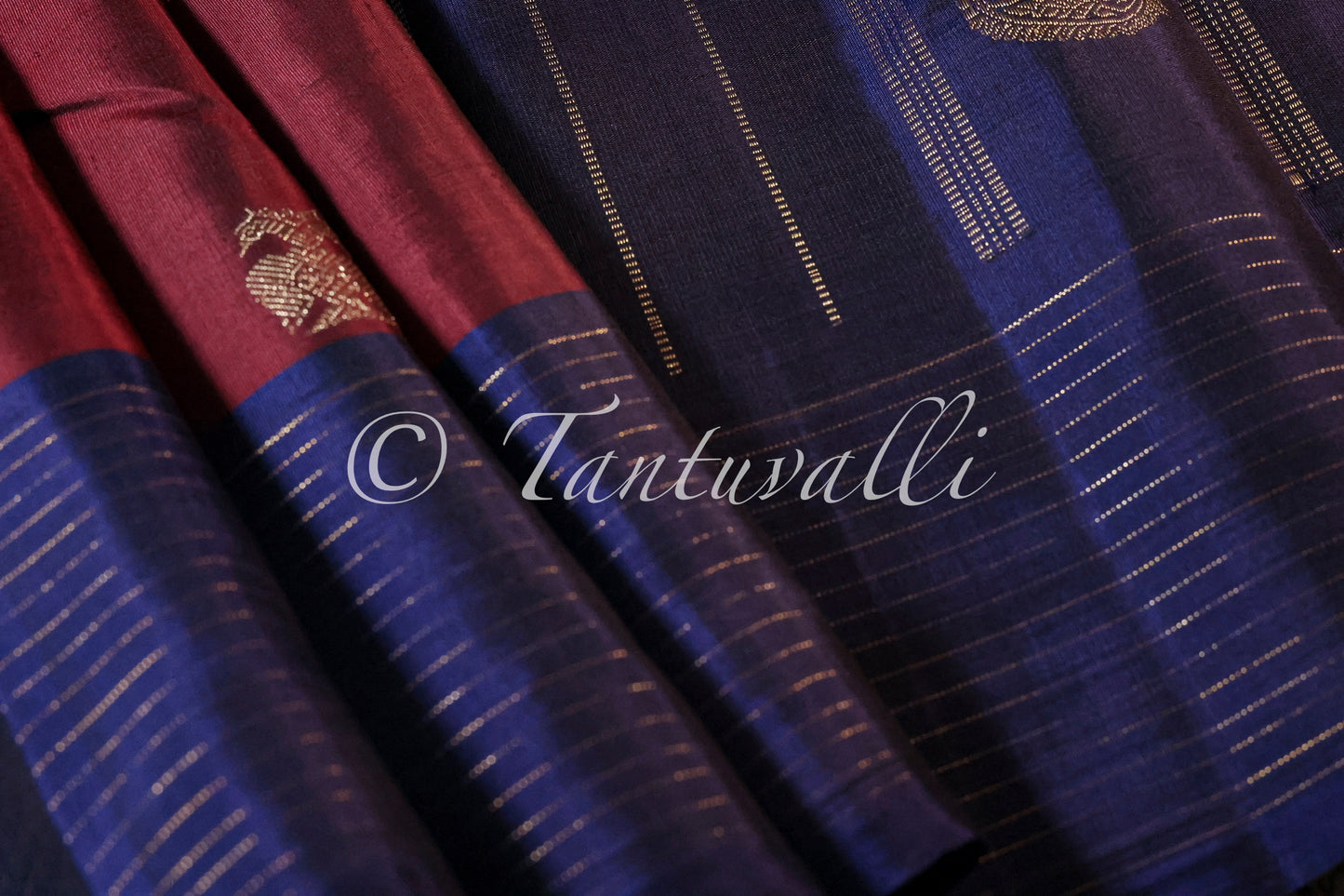 Maroon with Dark Blue Bodi Korvai
