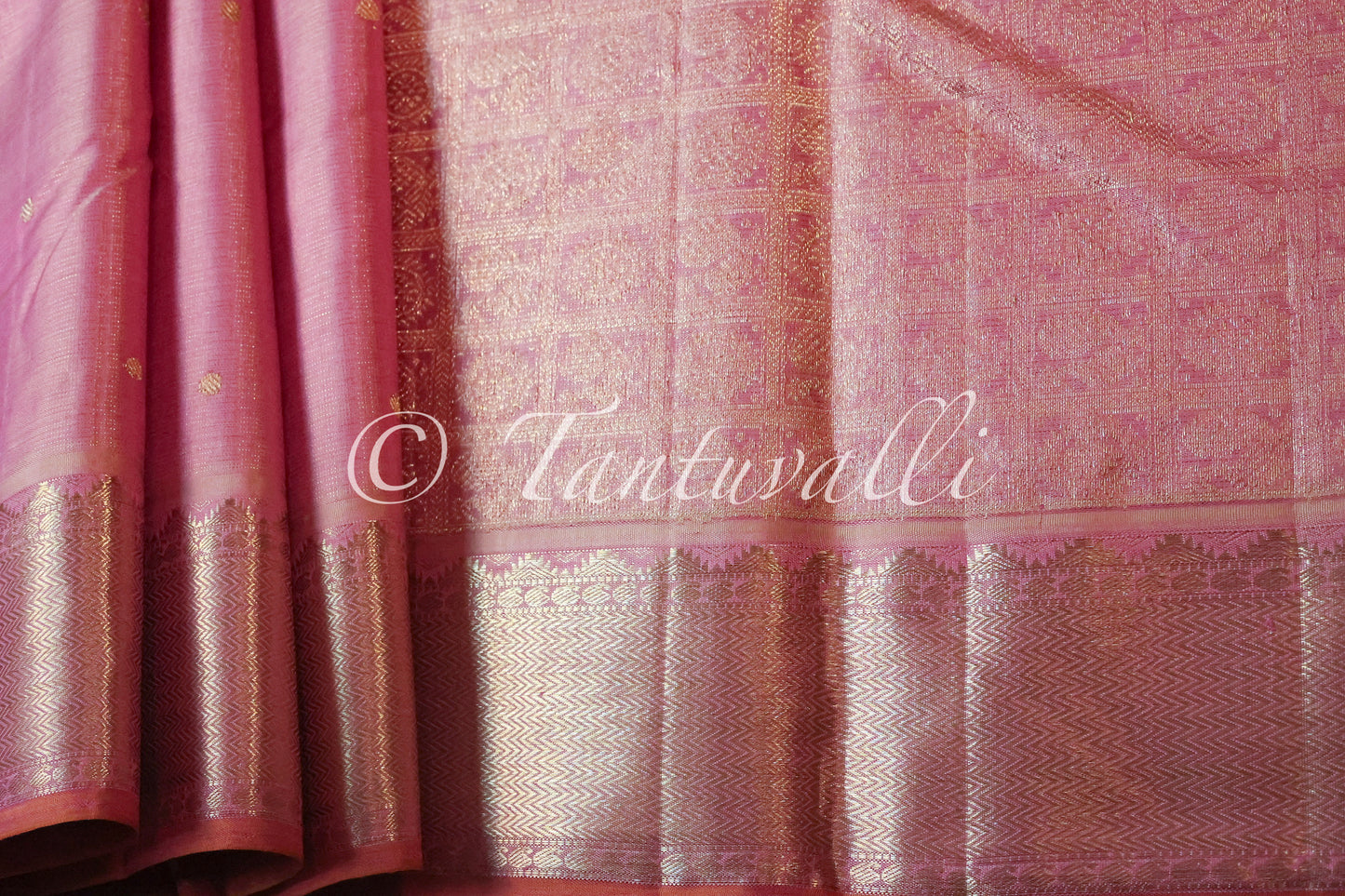 Lotus Pink Vairaoosi
