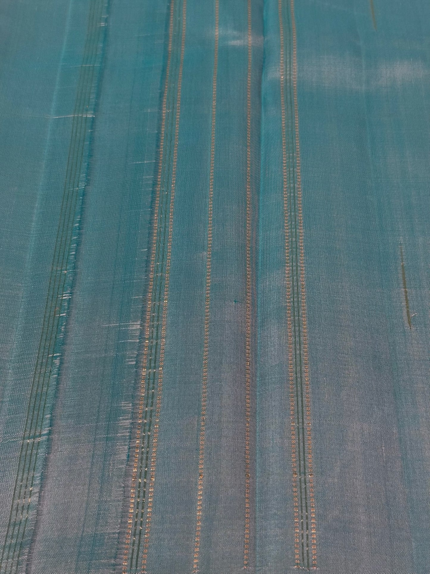 Grey with Teal/cyan Malli Moggu Border