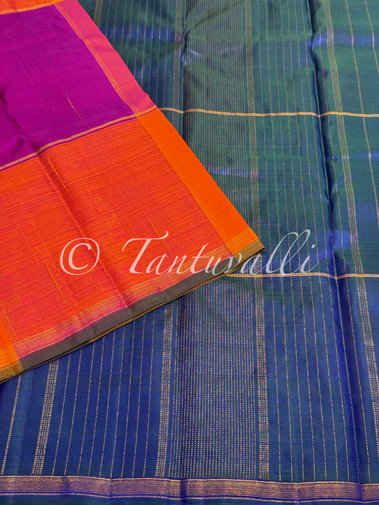 Large Paalum Pazhamum Checks Borderless with Mayil Kazhuthu Pallu