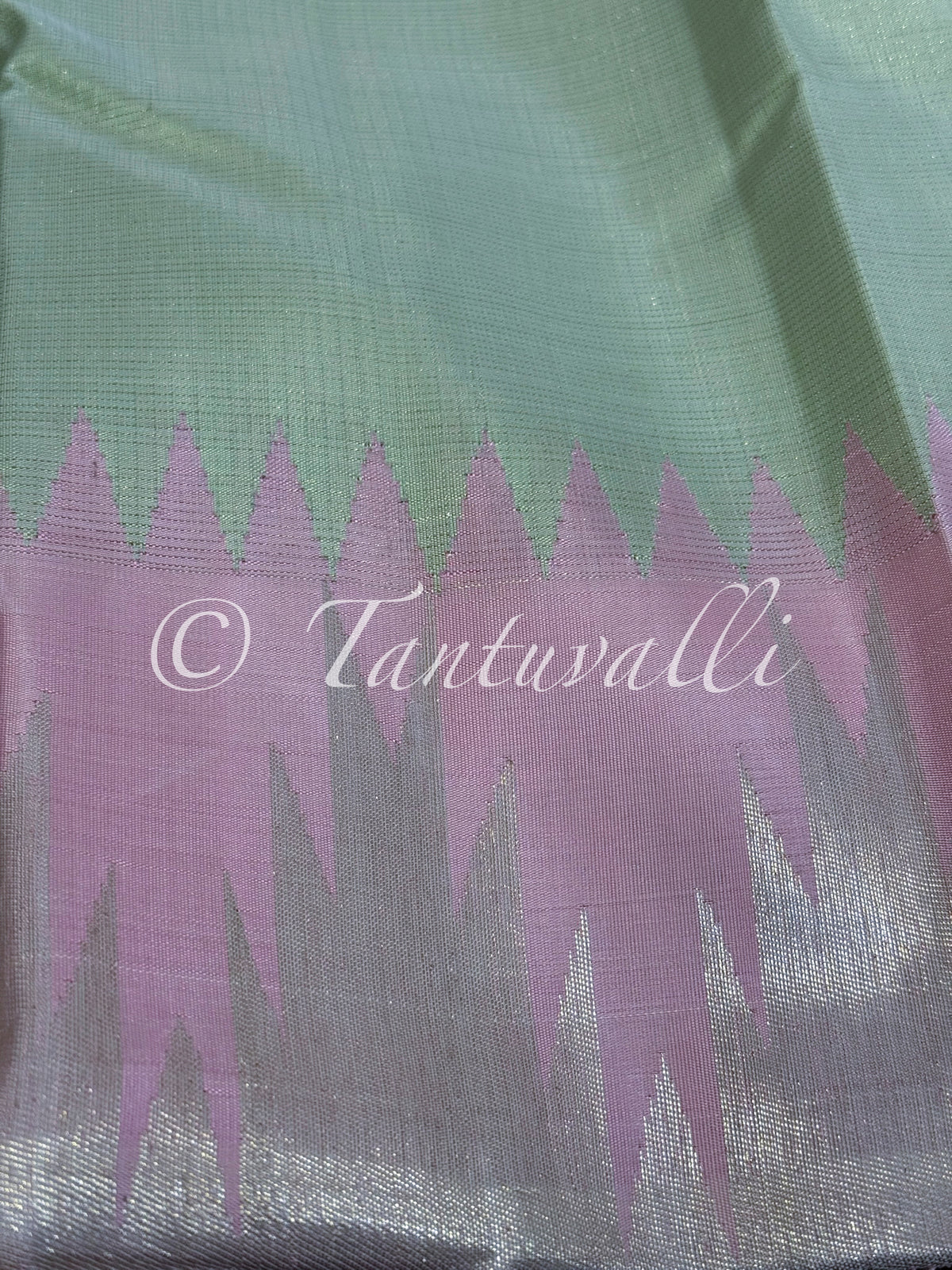 Pastel Elaichi Vaira Oosi 8 Kol with Pastel Pink Temple Korvai