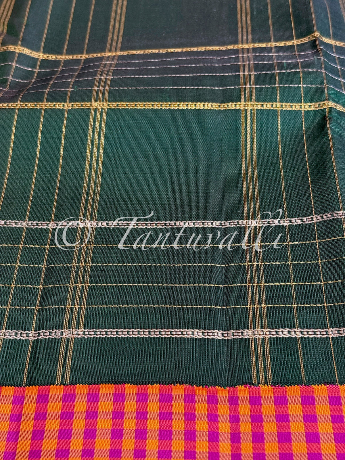 Bottle Green Zari Checks with Multi Checks Korvai Border and 8 Kol Pallu