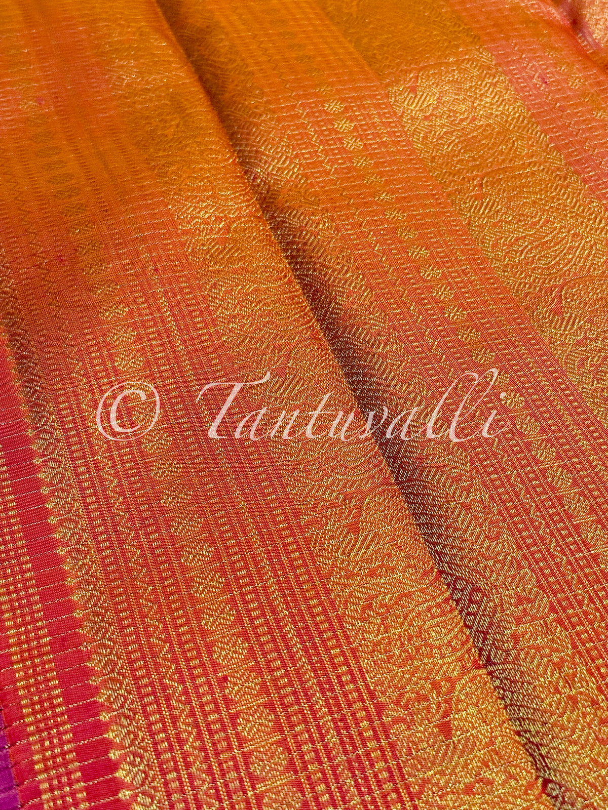 December Poo Oosi Kattam Borderless with Warm Orange Pallu