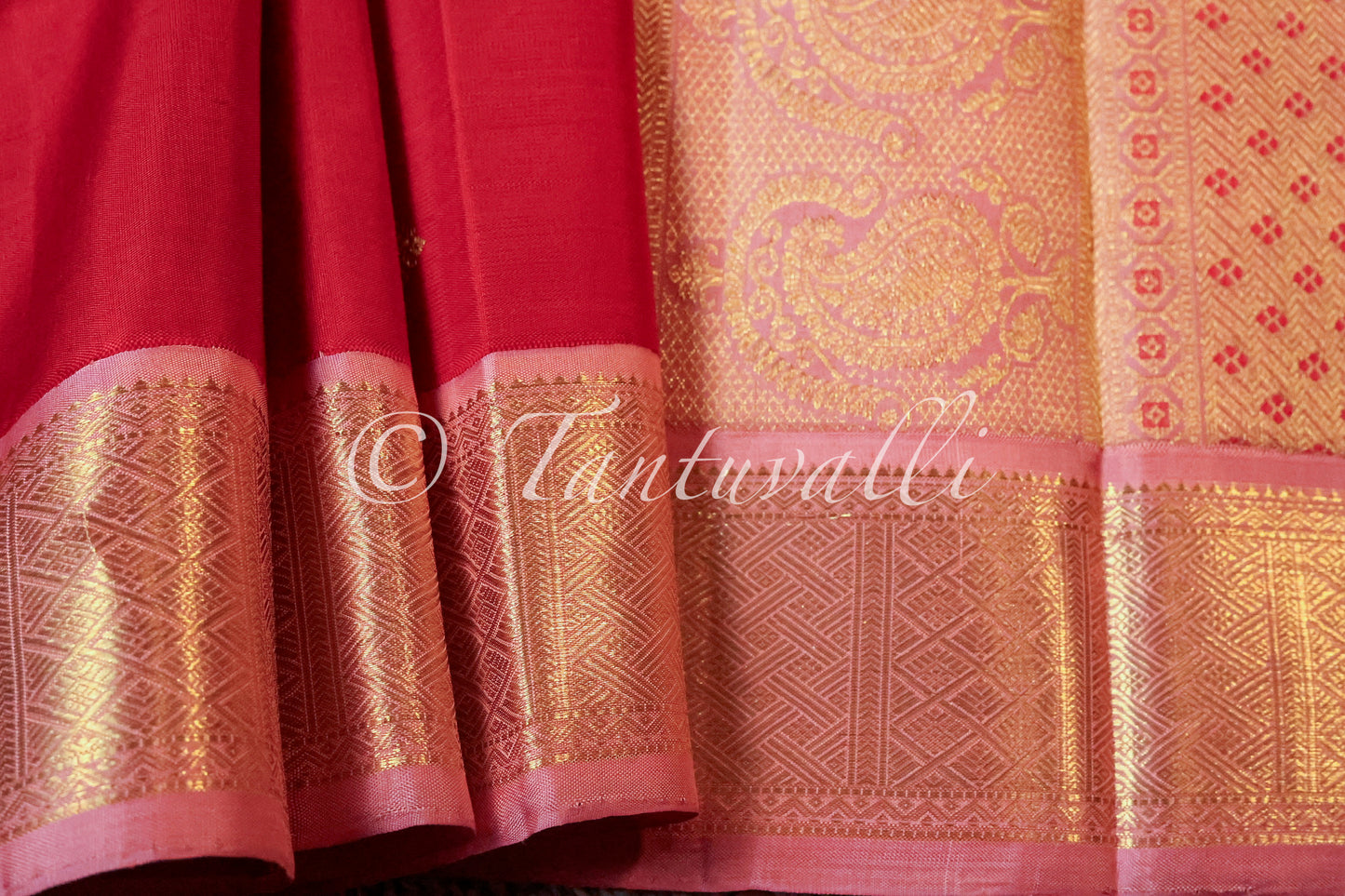 Kumkum Red with Lotus Pink Small Korvai