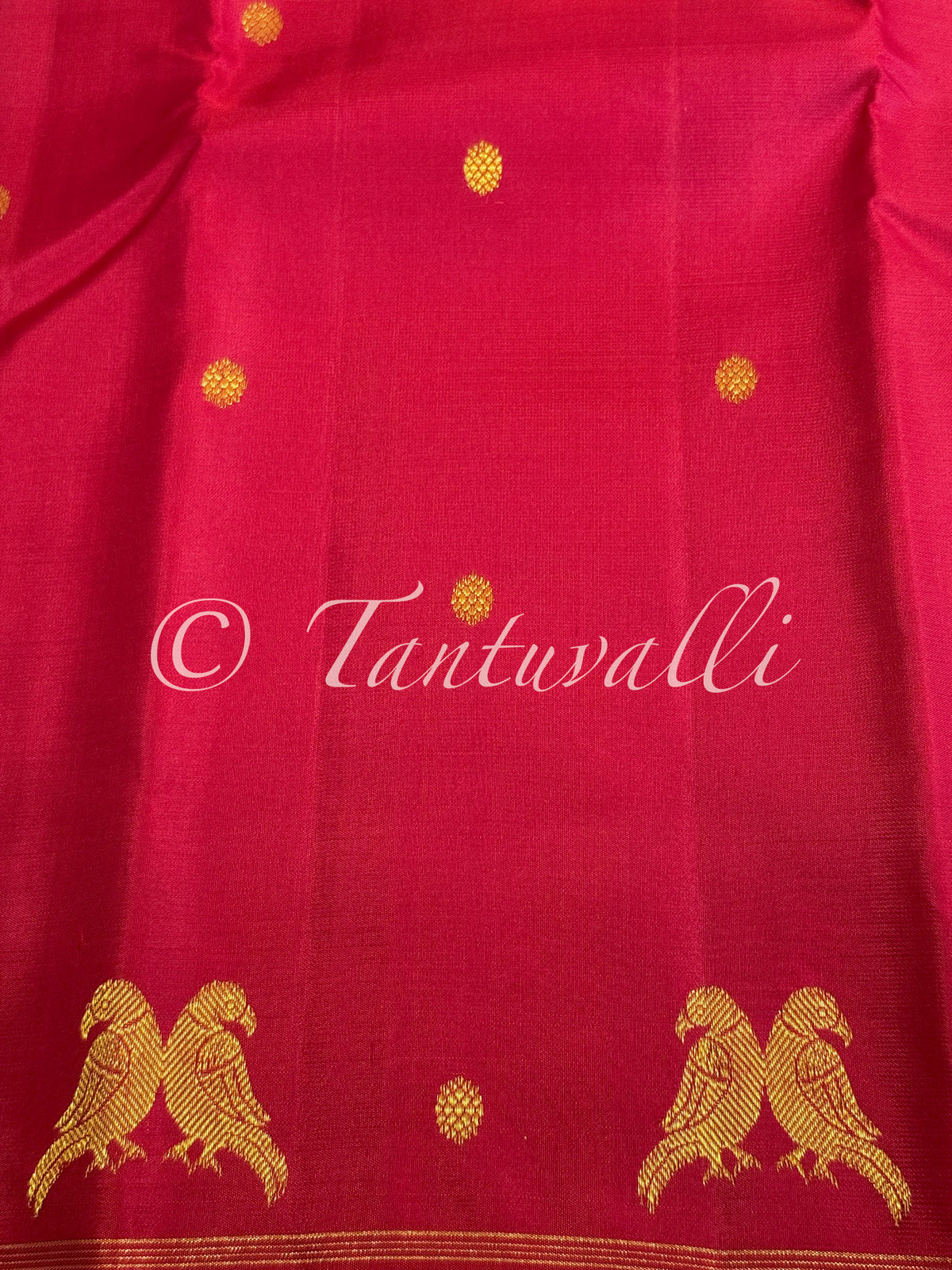 Arakku Rettai Kili Borderless with Ivory Pallu