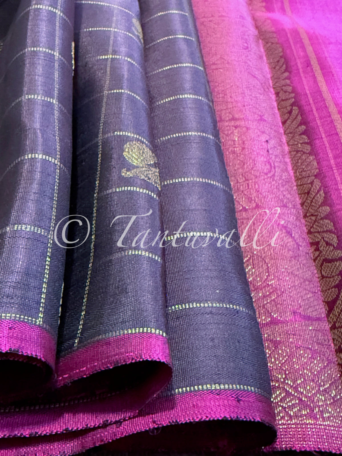 Brown shot Grey Zari Checks Borderless with Dark Pink Pallu Pure Zari