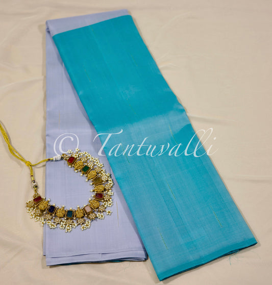 Grey with Teal/cyan Malli Moggu Border