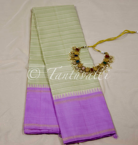 Spring leaf green with Lilac Korvai