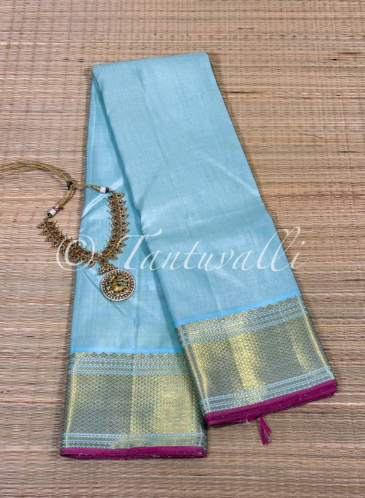 Pastel Blue Vaira Oosi