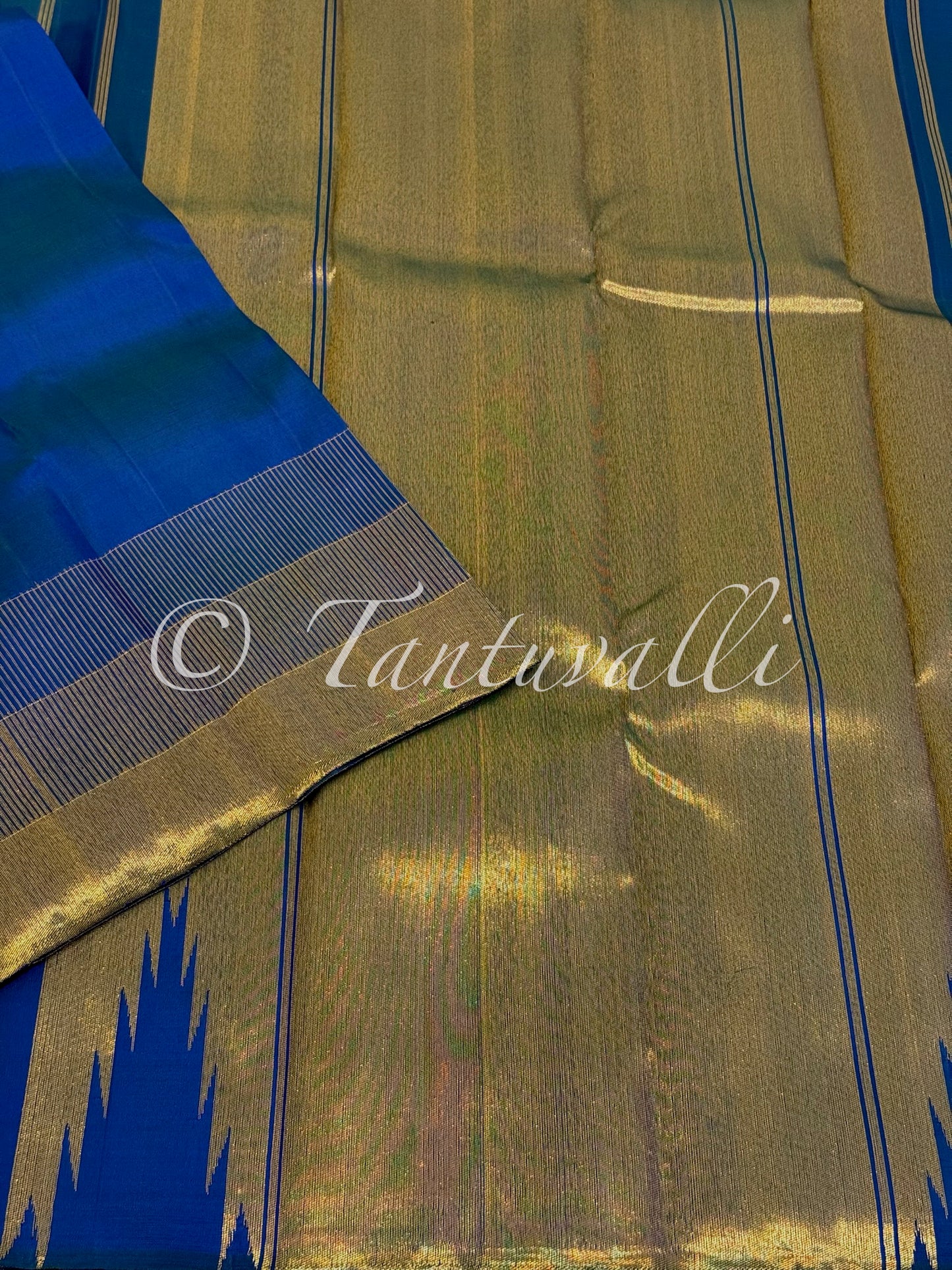 Mayil Kazhuthu Blue 8 Kol