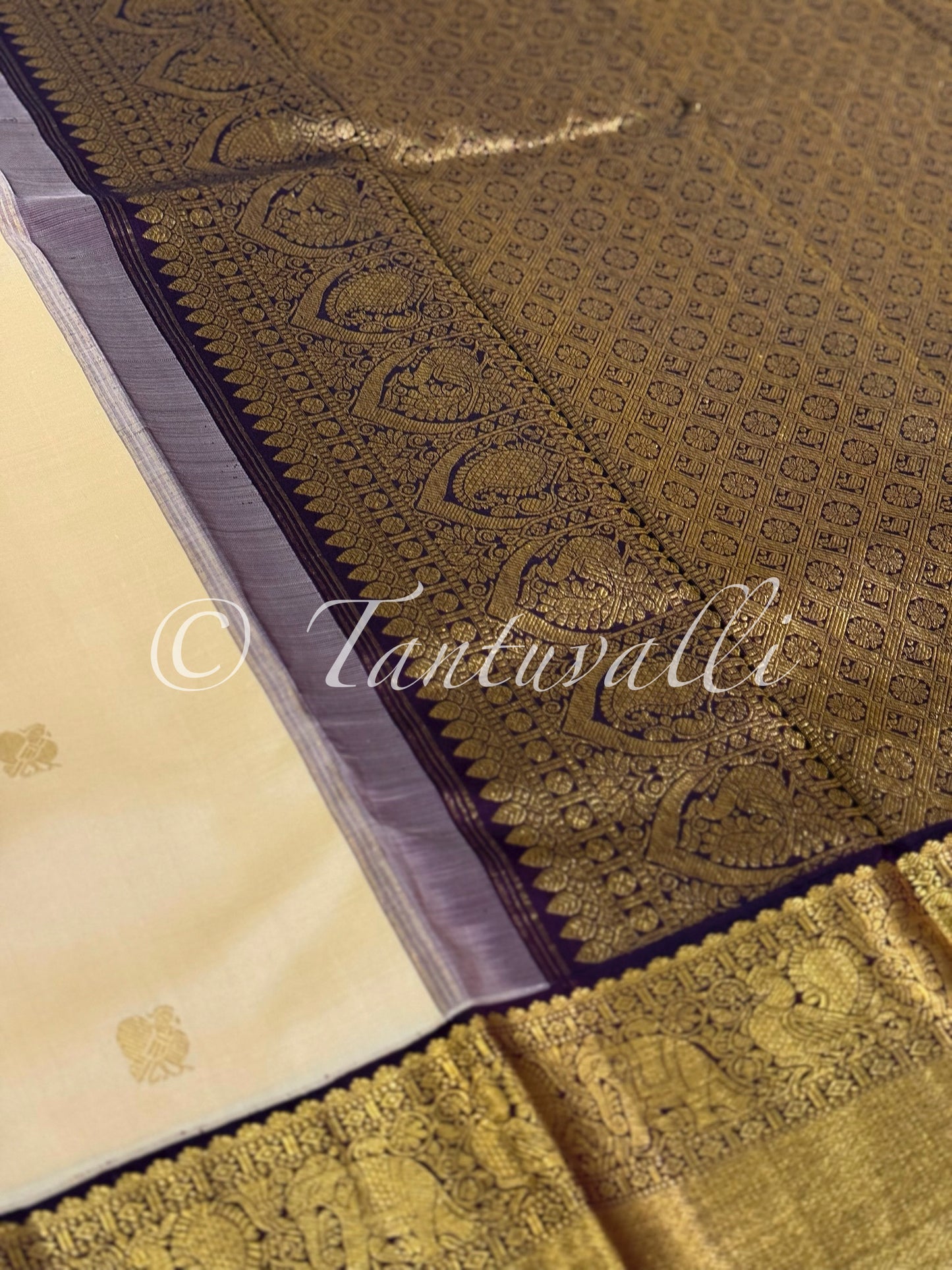 Off White with Paakku Brown Korvai