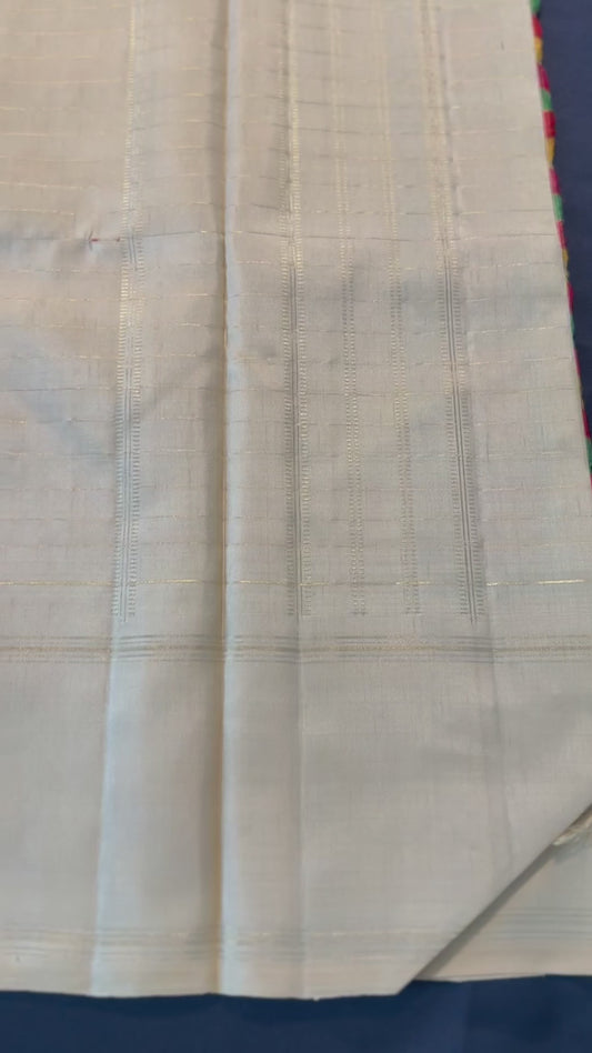 Vibrant Red with Beige Plain Bodi Korvai Border